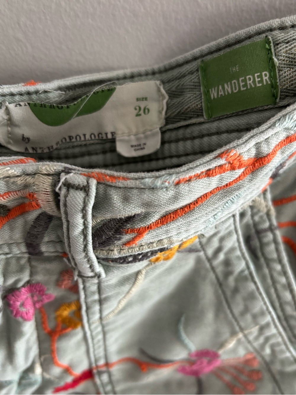 Anthropologie Pilcro Wanderer Embroidered Floral Cargo Pant Sage Pink Size 26 - Picture 3 of 14